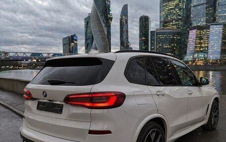 BMW X5, 2019 год, 7 600 000 рублей, 2 фотография