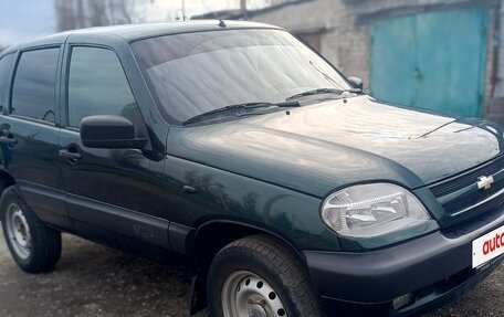 Chevrolet Niva I рестайлинг, 2003 год, 299 999 рублей, 9 фотография