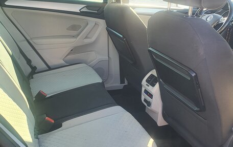 Volkswagen Tiguan II, 2017 год, 2 300 000 рублей, 6 фотография