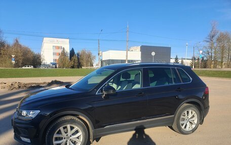 Volkswagen Tiguan II, 2017 год, 2 300 000 рублей, 10 фотография