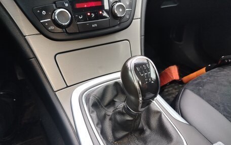 Opel Insignia II рестайлинг, 2011 год, 840 000 рублей, 14 фотография