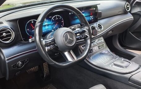 Mercedes-Benz E-Класс, 2020 год, 3 500 000 рублей, 6 фотография
