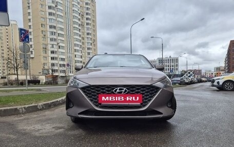 Hyundai Solaris II рестайлинг, 2021 год, 1 650 000 рублей, 6 фотография
