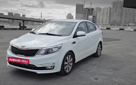 KIA Rio III рестайлинг, 2016 год, 1 099 000 рублей, 2 фотография