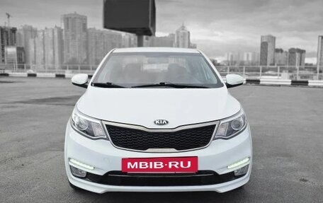 KIA Rio III рестайлинг, 2016 год, 1 099 000 рублей, 3 фотография