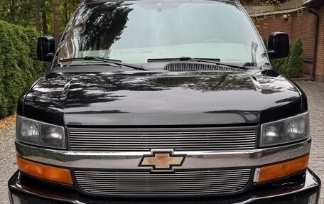 Chevrolet Express II, 2013 год, 3 300 000 рублей, 2 фотография