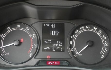 Skoda Rapid II, 2020 год, 1 400 000 рублей, 10 фотография