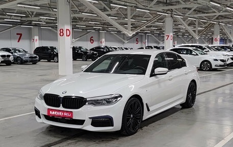 BMW 5 серия, 2019 год, 4 400 000 рублей, 1 фотография