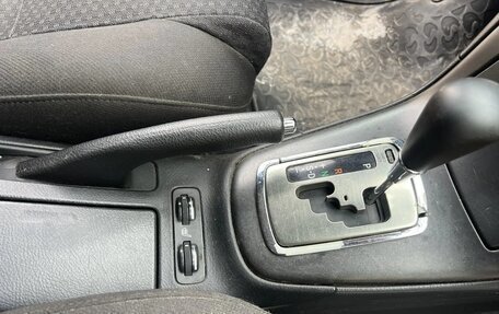 Toyota Avensis III рестайлинг, 2005 год, 560 000 рублей, 8 фотография