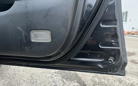 Toyota Avensis III рестайлинг, 2005 год, 560 000 рублей, 9 фотография