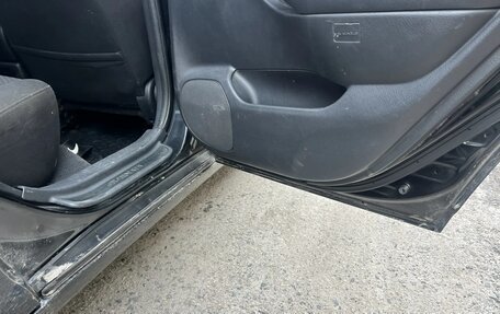 Toyota Avensis III рестайлинг, 2005 год, 560 000 рублей, 10 фотография