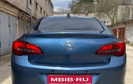 Opel Astra J, 2013 год, 870 000 рублей, 6 фотография