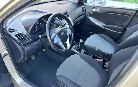 Hyundai Solaris II рестайлинг, 2014 год, 900 000 рублей, 15 фотография