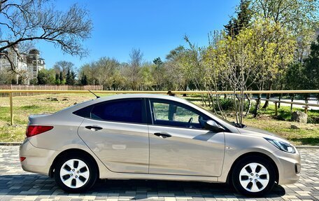 Hyundai Solaris II рестайлинг, 2014 год, 900 000 рублей, 12 фотография