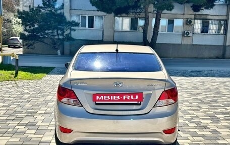 Hyundai Solaris II рестайлинг, 2014 год, 900 000 рублей, 7 фотография