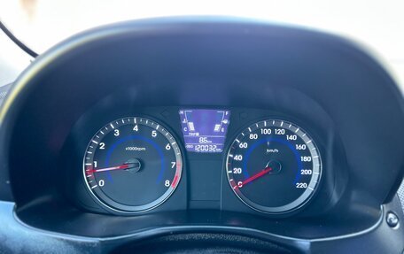 Hyundai Solaris II рестайлинг, 2014 год, 900 000 рублей, 20 фотография