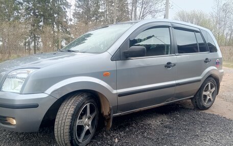 Ford Fusion I, 2005 год, 300 000 рублей, 3 фотография