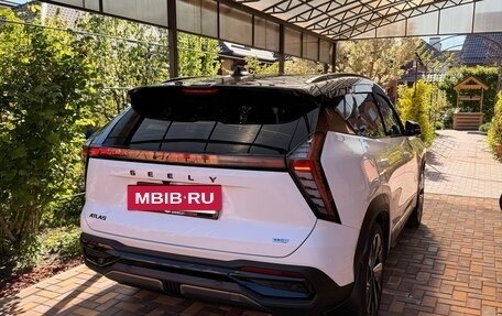 Geely Atlas, 2024 год, 3 283 000 рублей, 3 фотография