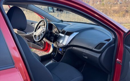 Hyundai Solaris II рестайлинг, 2012 год, 840 000 рублей, 8 фотография