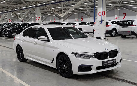 BMW 5 серия, 2019 год, 4 400 000 рублей, 3 фотография