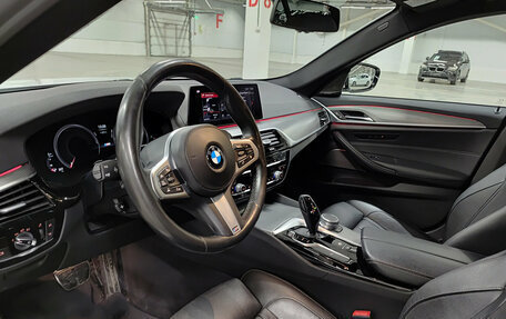 BMW 5 серия, 2019 год, 4 400 000 рублей, 20 фотография