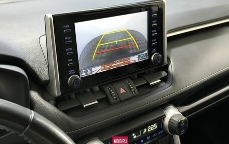 Toyota RAV4, 2021 год, 3 700 000 рублей, 17 фотография