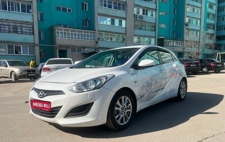 Hyundai i30 II рестайлинг, 2012 год, 900 000 рублей, 1 фотография