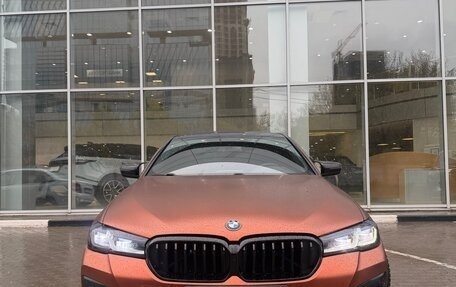 BMW 5 серия, 2019 год, 3 000 000 рублей, 1 фотография