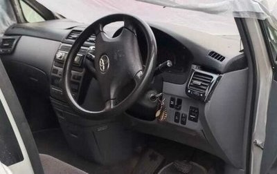 Toyota Ipsum II, 2002 год, 149 000 рублей, 1 фотография
