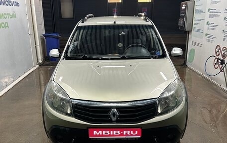 Renault Sandero I, 2012 год, 750 000 рублей, 1 фотография