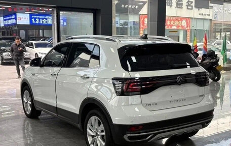 Volkswagen T-Cross I, 2022 год, 1 390 000 рублей, 4 фотография