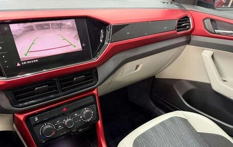 Volkswagen T-Cross I, 2022 год, 1 380 000 рублей, 11 фотография