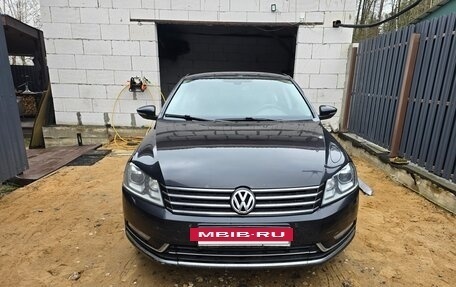 Volkswagen Passat B7, 2011 год, 1 245 000 рублей, 2 фотография