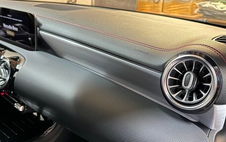 Mercedes-Benz CLA, 2020 год, 2 980 000 рублей, 13 фотография