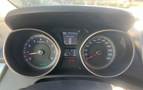 Hyundai i30 II рестайлинг, 2012 год, 900 000 рублей, 9 фотография