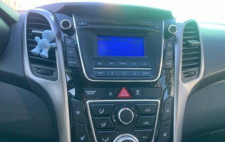 Hyundai i30 II рестайлинг, 2012 год, 900 000 рублей, 10 фотография