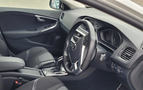 Volvo V40 II рестайлинг, 2017 год, 1 750 000 рублей, 4 фотография