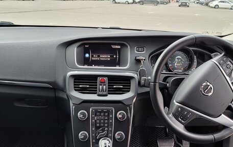 Volvo V40 II рестайлинг, 2017 год, 1 750 000 рублей, 6 фотография