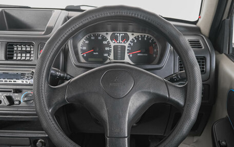 Mitsubishi Pajero Mini II, 2004 год, 549 000 рублей, 14 фотография