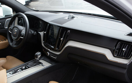 Volvo XC60 II, 2020 год, 4 048 000 рублей, 7 фотография