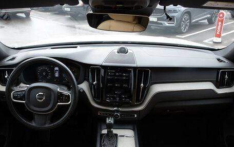 Volvo XC60 II, 2020 год, 4 048 000 рублей, 12 фотография