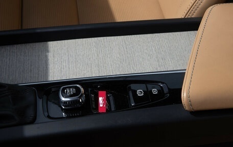 Volvo XC60 II, 2020 год, 4 048 000 рублей, 18 фотография