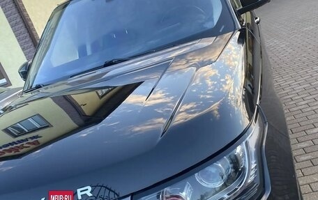 Land Rover Range Rover IV рестайлинг, 2015 год, 3 738 000 рублей, 10 фотография