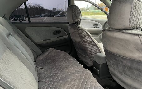 Mitsubishi Mirage VI рестайлинг, 2000 год, 270 000 рублей, 8 фотография