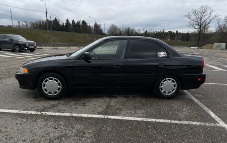 Mitsubishi Mirage VI рестайлинг, 2000 год, 270 000 рублей, 3 фотография