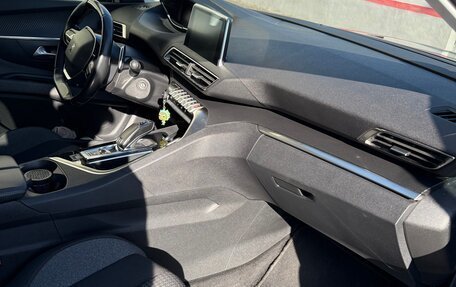 Peugeot 3008 II, 2019 год, 1 800 000 рублей, 9 фотография