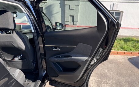 Peugeot 3008 II, 2019 год, 1 800 000 рублей, 11 фотография