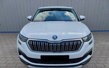 Skoda Kodiaq I, 2023 год, 4 400 000 рублей, 4 фотография