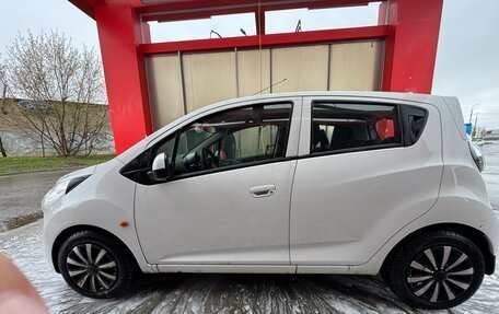 Chevrolet Spark III, 2011 год, 550 000 рублей, 2 фотография
