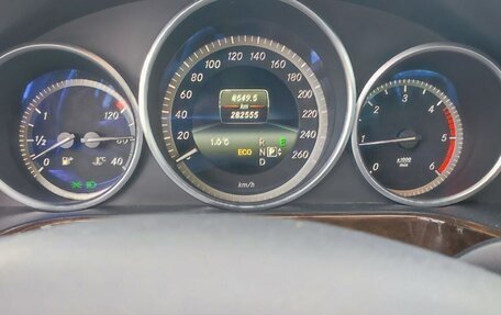 Mercedes-Benz E-Класс, 2014 год, 1 590 000 рублей, 32 фотография